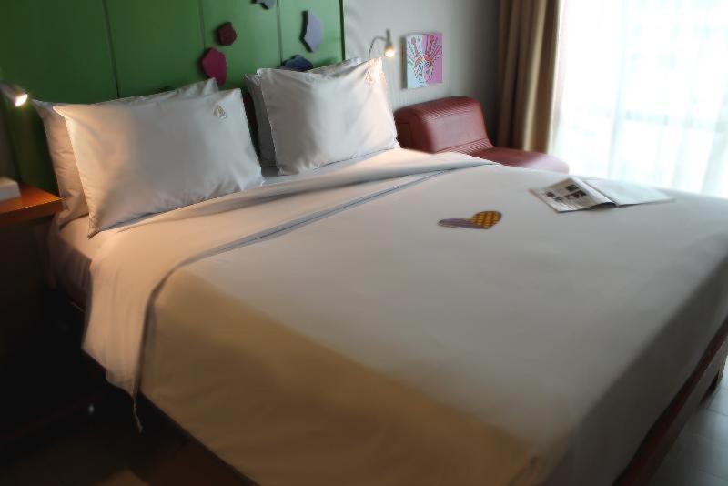 Maxonehotels.Com At Sabang Jakarta Chambre photo
