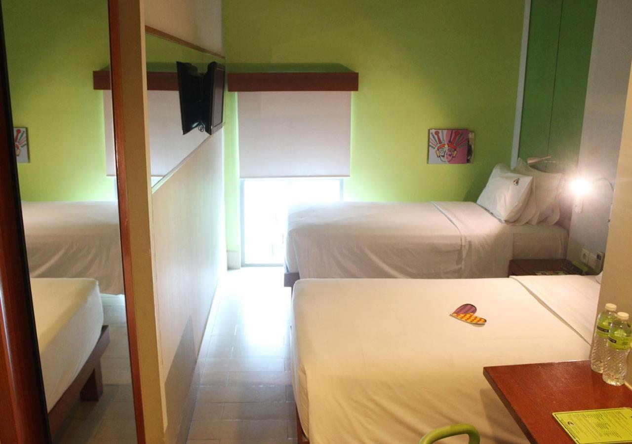 Maxonehotels.Com At Sabang Jakarta Extérieur photo