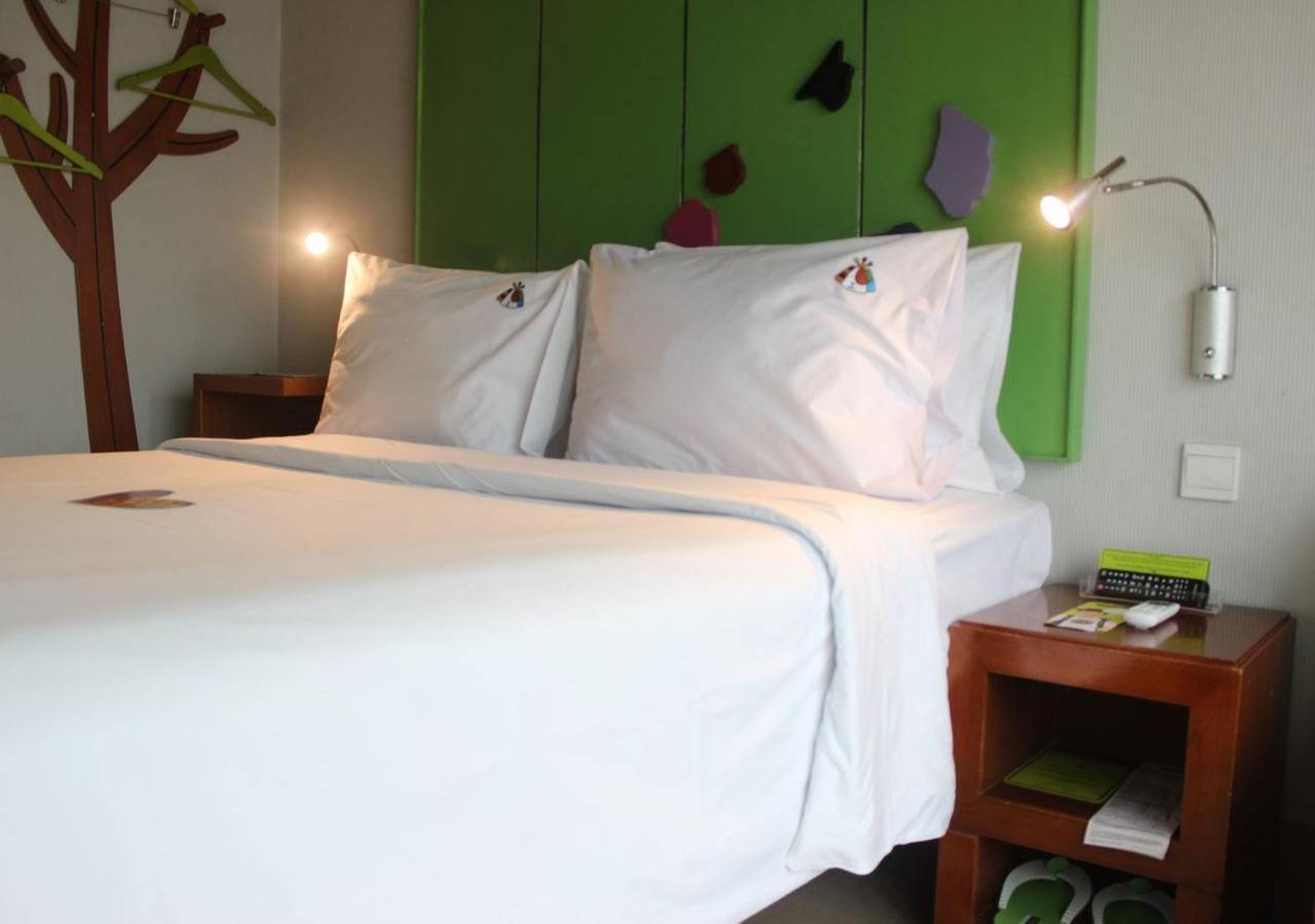 Maxonehotels.Com At Sabang Jakarta Extérieur photo